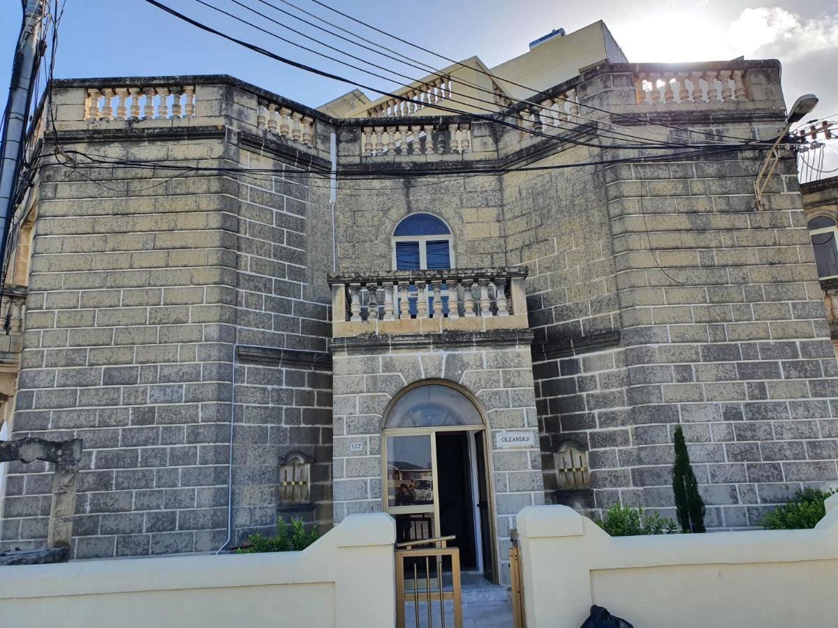 Oleander Butts Inn Żebbuġ 外观 照片
